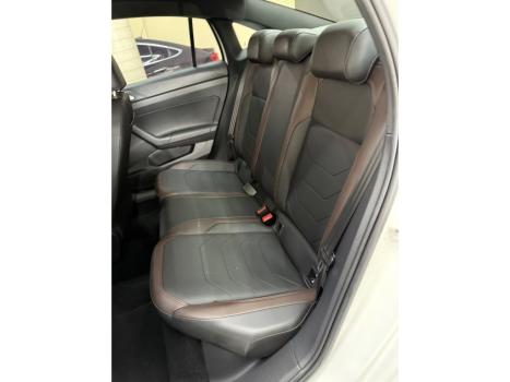 VOLKSWAGEN Virtus 1.0 4P 200 TSI FLEX HIGHLINE AUTOM�TICO, Foto 9