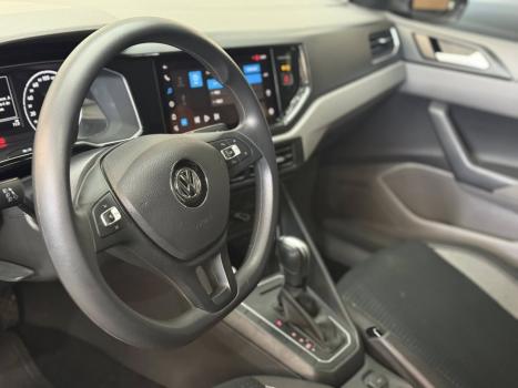 VOLKSWAGEN Virtus 1.0 4P 200 TSI FLEX COMFORTLINE AUTOM�TICO, Foto 11