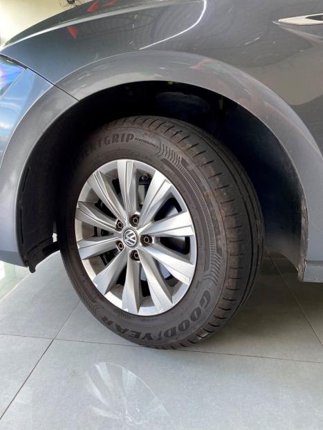 VOLKSWAGEN Virtus 1.0 4P 200 TSI FLEX COMFORTLINE AUTOM�TICO, Foto 15