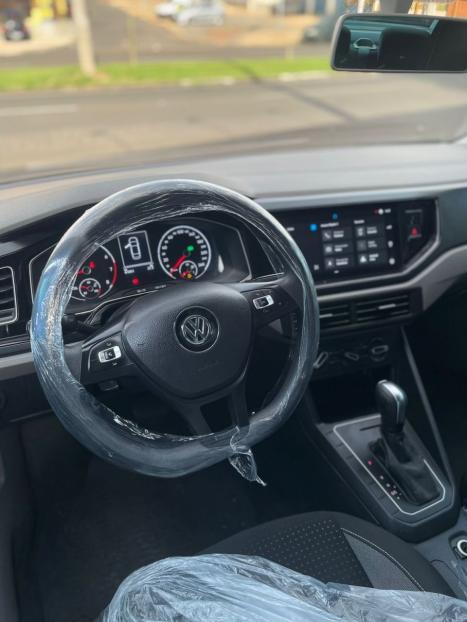 VOLKSWAGEN Virtus 1.0 4P 200 TSI FLEX COMFORTLINE AUTOM�TICO, Foto 8