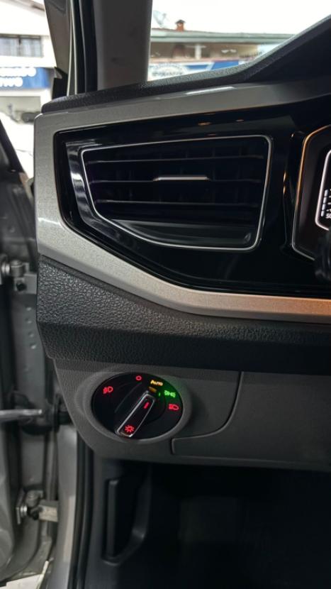 VOLKSWAGEN Virtus 1.0 4P 200 TSI FLEX HIGHLINE AUTOM�TICO, Foto 11