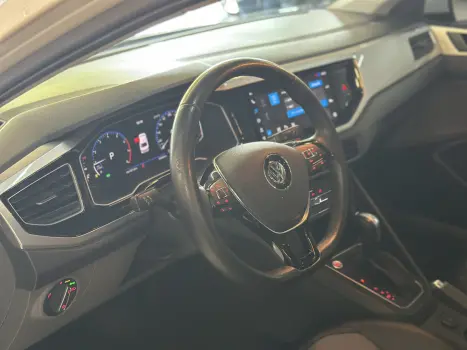 VOLKSWAGEN Virtus 1.0 4P 200 TSI FLEX HIGHLINE AUTOM�TICO, Foto 18
