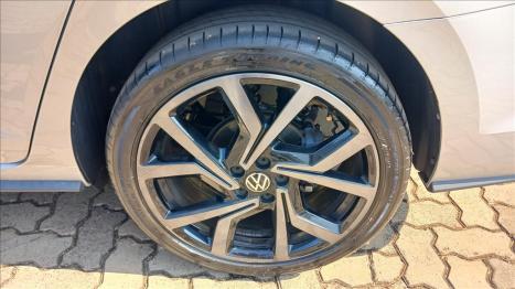 VOLKSWAGEN Virtus 1.4 4P 250 TSI EXCLUSIVE AUTOM�TICO, Foto 10