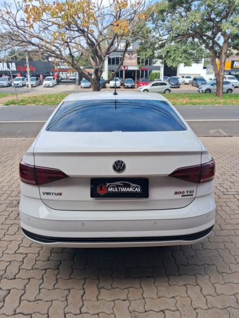 VOLKSWAGEN Virtus 1.0 4P 200 TSI FLEX COMFORTLINE AUTOM�TICO, Foto 13