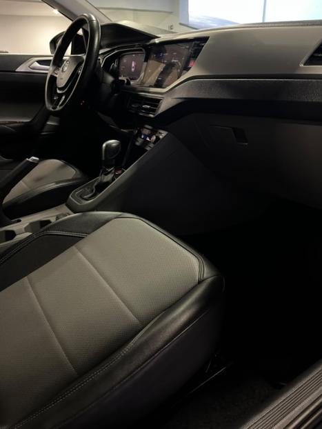 VOLKSWAGEN Virtus 1.0 4P 200 TSI FLEX HIGHLINE AUTOM�TICO, Foto 17