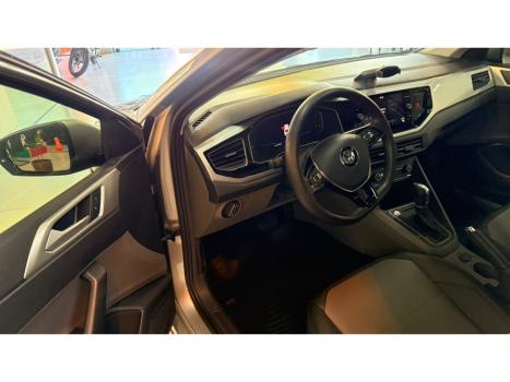 VOLKSWAGEN Virtus 1.0 4P 200 TSI FLEX HIGHLINE AUTOM�TICO, Foto 13