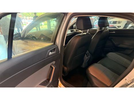 VOLKSWAGEN Virtus 1.0 4P 200 TSI FLEX HIGHLINE AUTOM�TICO, Foto 15