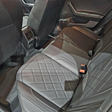 VOLKSWAGEN Virtus 1.4 4P 250 TSI EXCLUSIVE AUTOMÁTICO, Foto 8