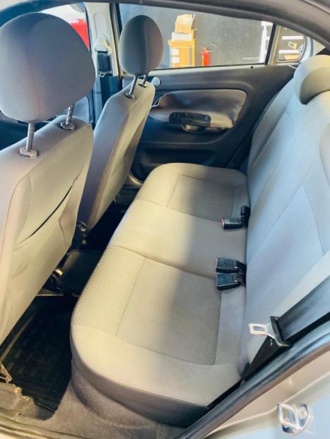 VOLKSWAGEN Voyage 1.6 4P COMFORTLINE FLEX, Foto 8