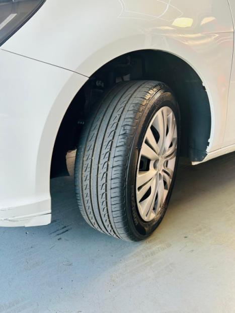 VOLKSWAGEN Voyage 1.0 4P FLEX, Foto 7