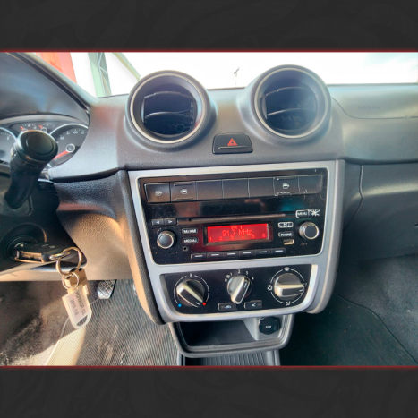 VOLKSWAGEN Voyage 1.6 4P COMFORTLINE FLEX, Foto 8