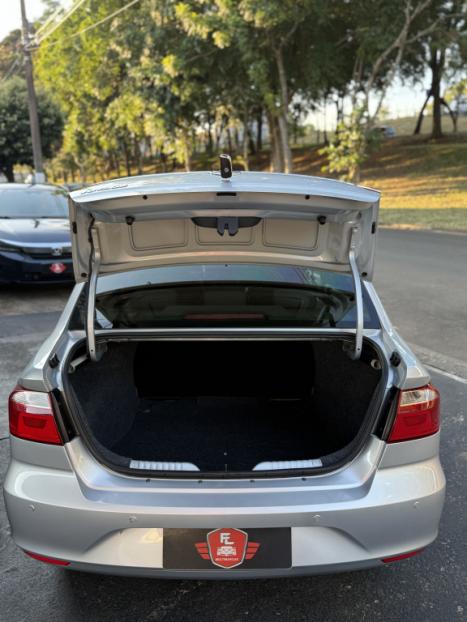 VOLKSWAGEN Voyage 1.0 4P TREND FLEX, Foto 4