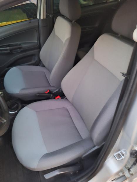 VOLKSWAGEN Voyage 1.0 4P FLEX, Foto 2