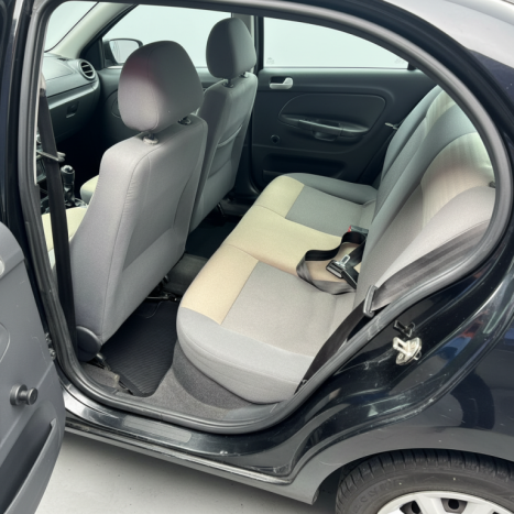 VOLKSWAGEN Voyage 1.6 4P FLEX, Foto 11