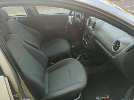 VOLKSWAGEN Voyage 1.6 4P COMFORTLINE FLEX, Foto 10