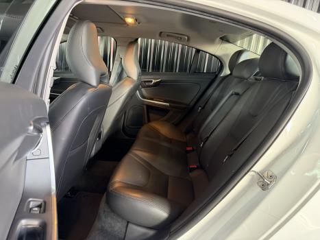 VOLVO S60 2.0 4P T4 MOMENTUM TURBO AUTOM�TICO, Foto 10