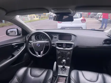 VOLVO V40 2.0 4P T4 DYNAMIC TURBO AUTOM�TICO, Foto 6