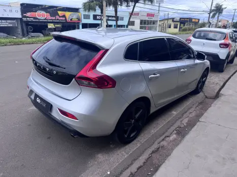 VOLVO V40 2.0 4P T4 DYNAMIC TURBO AUTOM�TICO, Foto 9