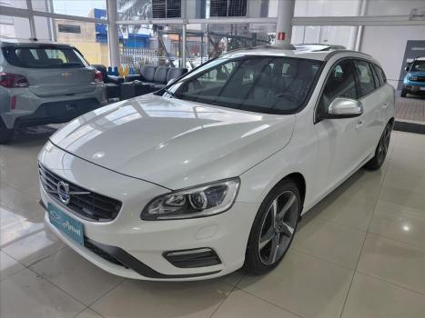 VOLVO V60 2.0 T5 R DESIGN TURBO AUTOMATIZADO, Foto 2