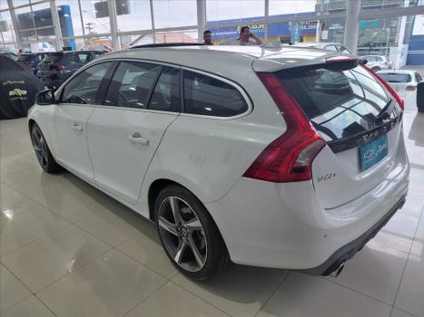 VOLVO V60 2.0 T5 R DESIGN TURBO AUTOMATIZADO, Foto 6