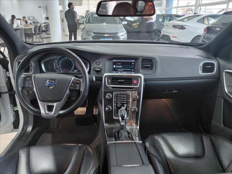 VOLVO V60 2.0 T5 R DESIGN TURBO AUTOMATIZADO, Foto 9