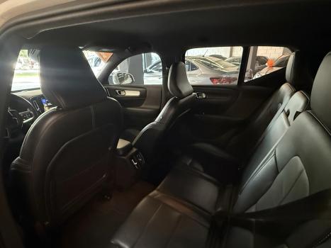 VOLVO XC40 2.0 16V 4P T5 TURBO MOMENTUM AWD GEARTRONIC AUTOM�TICO, Foto 8