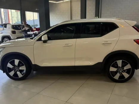 VOLVO XC40 2.0 16V 4P T5 TURBO MOMENTUM AWD GEARTRONIC AUTOM�TICO, Foto 14