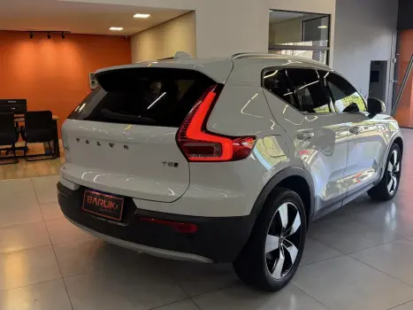 VOLVO XC40 2.0 16V 4P T5 TURBO MOMENTUM AWD GEARTRONIC AUTOM�TICO, Foto 19