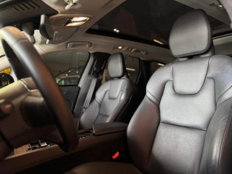 VOLVO XC60 2.0 16V 4P T8 RECHARGE HBRIDO INSCRIPTION EXPRESSION AWD TURBO GEARTRONIC AUTOMTICO, Foto 15