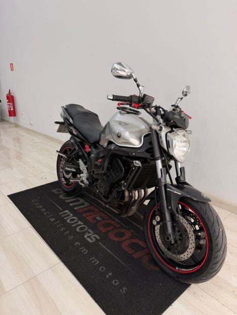 YAMAHA Fazer 600 N, Foto 1