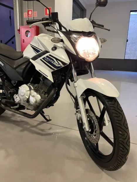 YAMAHA Fazer YS 150 SED, Foto 1