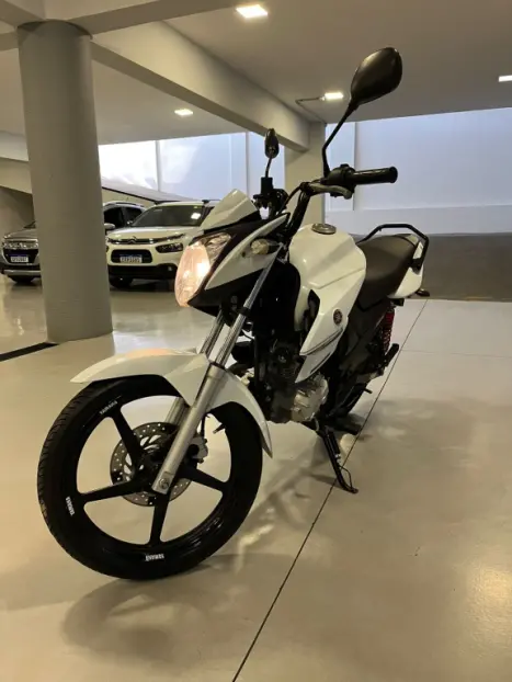 YAMAHA Fazer YS 150 SED, Foto 2
