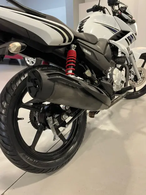 YAMAHA Fazer YS 150 SED, Foto 3