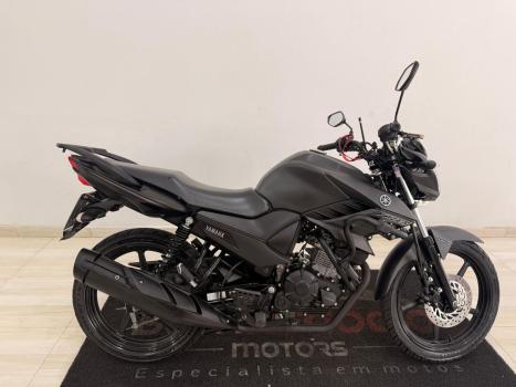 YAMAHA Fazer YS 150 SED, Foto 2