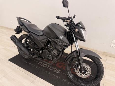 YAMAHA Fazer YS 150 SED, Foto 3