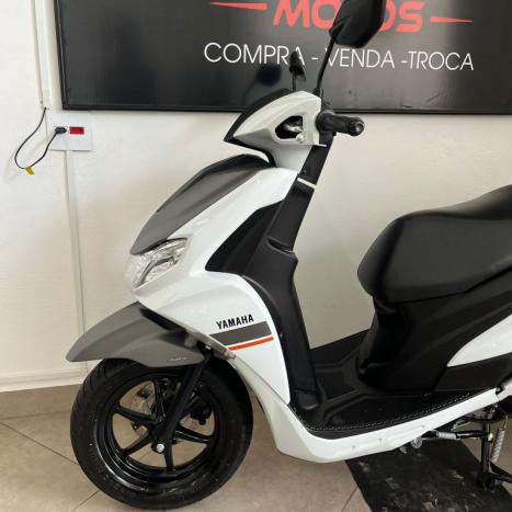 YAMAHA Fluo 125 ABS, Foto 7