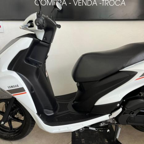 YAMAHA Fluo 125 ABS, Foto 8