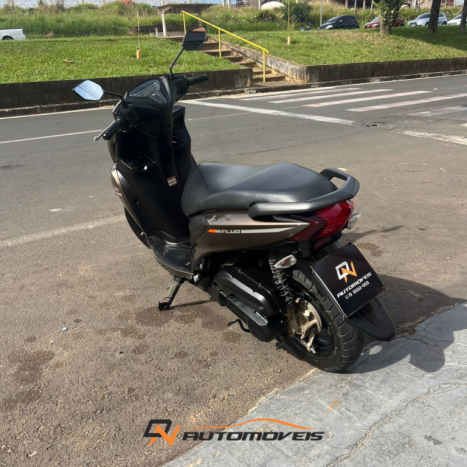 YAMAHA Fluo 125 ABS, Foto 3