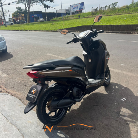 YAMAHA Fluo 125 ABS, Foto 5