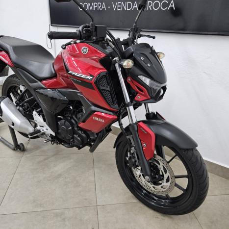 YAMAHA FZ 15 Fazer ABS, Foto 2
