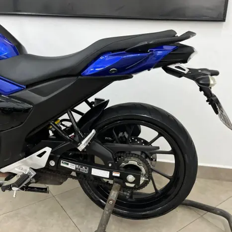 YAMAHA FZ 15 Fazer ABS, Foto 9