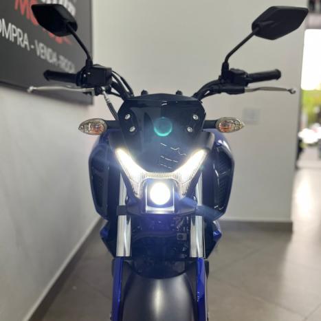 YAMAHA FZ 15 Fazer ABS, Foto 10