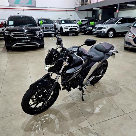YAMAHA FZ 25 250 Fazer Flex , Foto 3