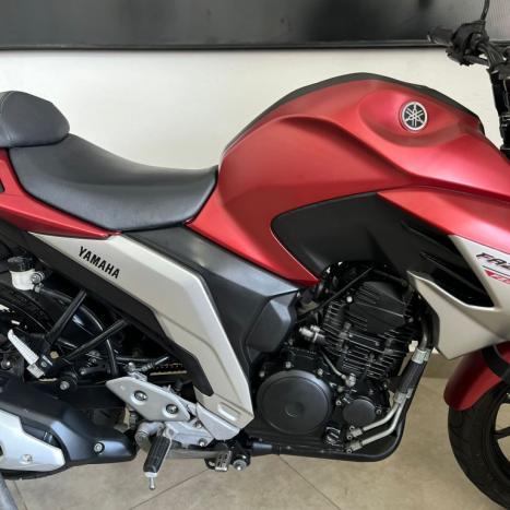 YAMAHA FZ 25 250 Fazer Flex , Foto 3