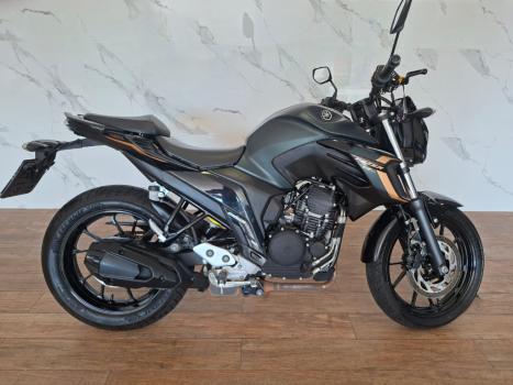 YAMAHA FZ 25 250 Fazer Flex , Foto 2