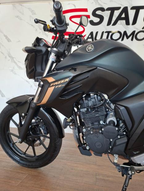 YAMAHA FZ 25 250 Fazer Flex , Foto 4