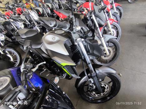 YAMAHA FZ 25 250 Fazer Flex , Foto 2