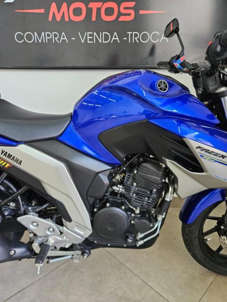 YAMAHA FZ 25 250 Fazer Flex , Foto 3