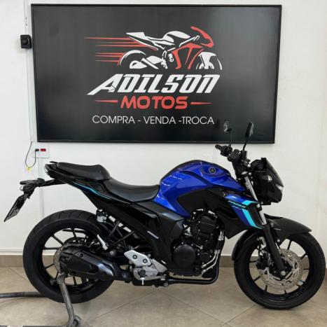 YAMAHA FZ 25 250 Fazer Flex , Foto 1