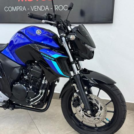 YAMAHA FZ 25 250 Fazer Flex , Foto 2